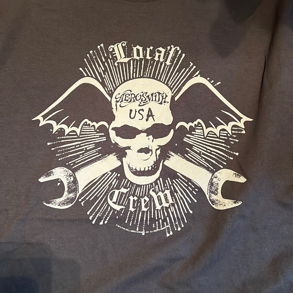 Aerosmith USA local crew tshirt. Gray XL